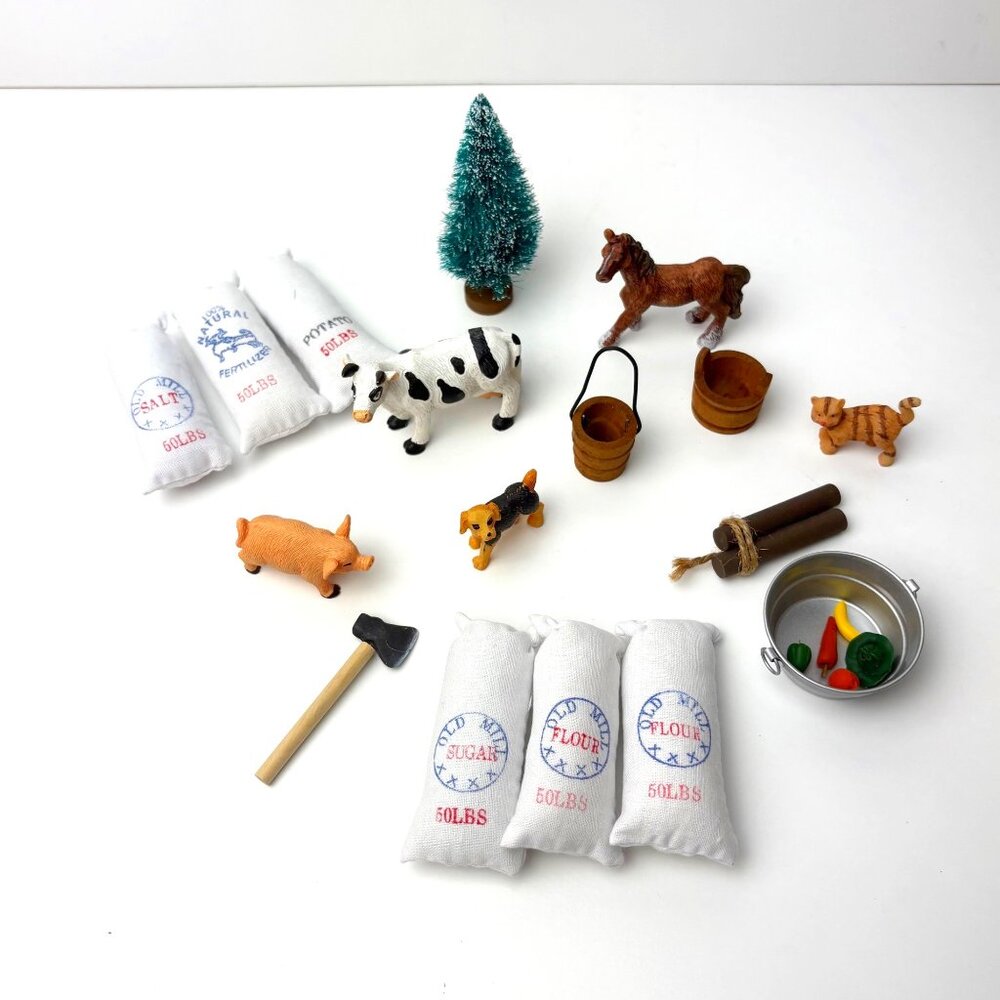 VTG Miniature Farm Animals Flour Sugar Salt Potato Sacks‎ Ax Bucket Washbun Pig